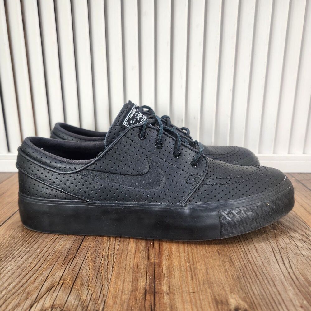 Nike SB Zoom Stefan Janoski Womens Sz 8.5 Black Perforated Leather Skater Shoes
